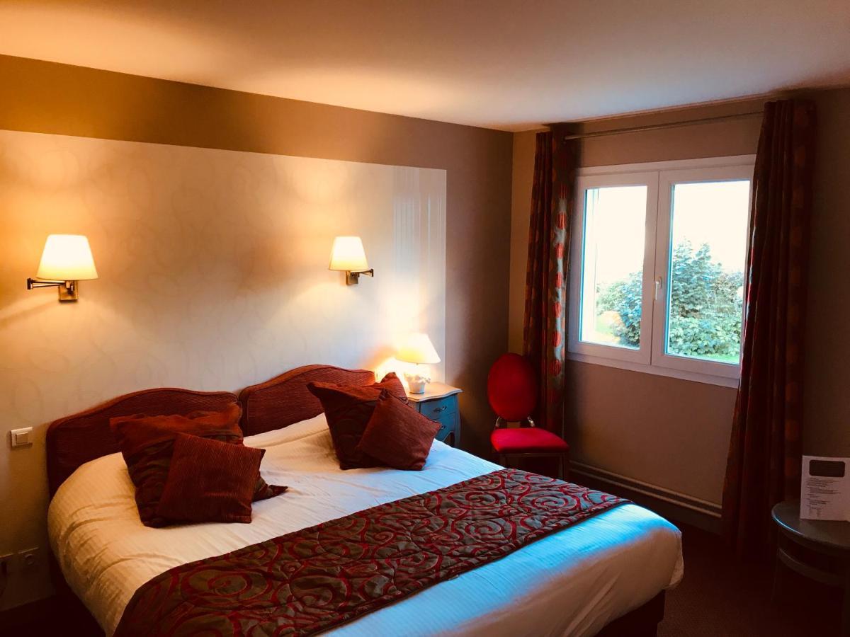 Hôtel Le Gue Du Holme Saint-Quentin-sur-le-Homme Bagian luar foto