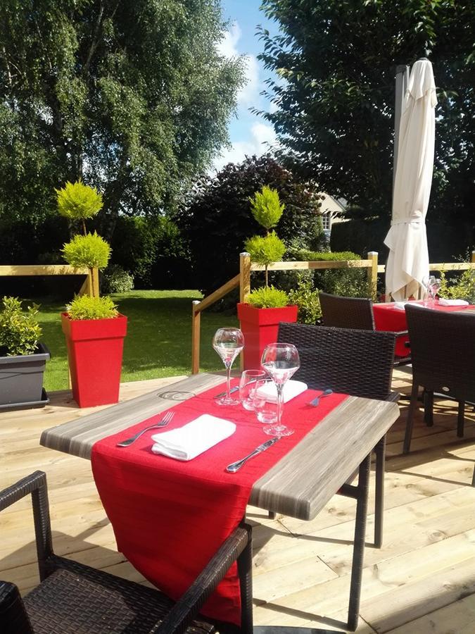 Hôtel Le Gue Du Holme Saint-Quentin-sur-le-Homme Bagian luar foto