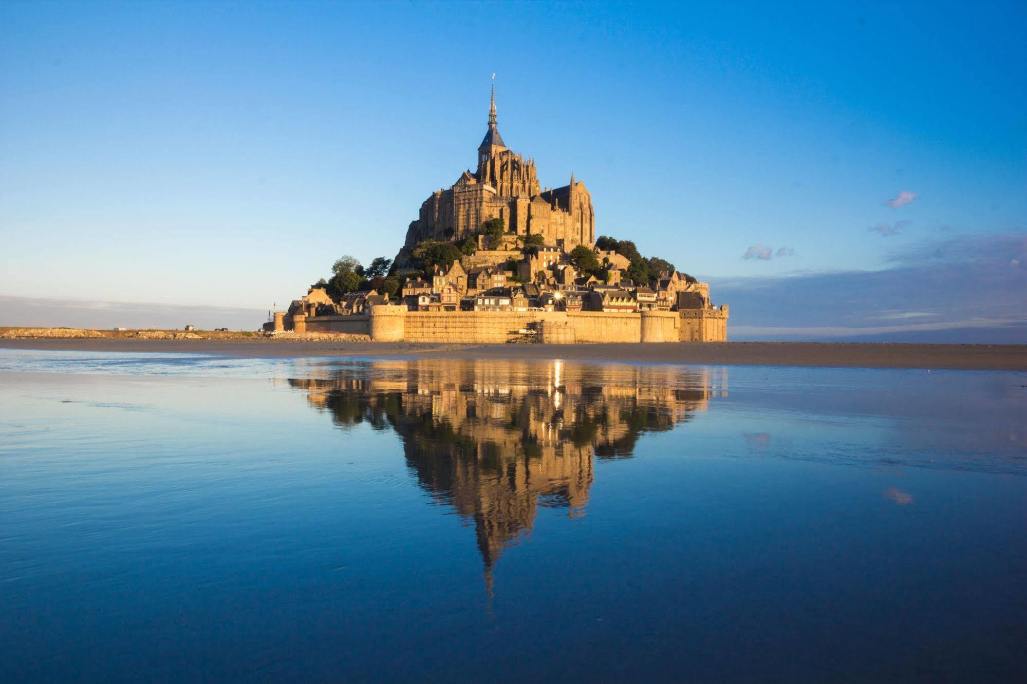 Hôtel Le Gue Du Holme Saint-Quentin-sur-le-Homme Bagian luar foto